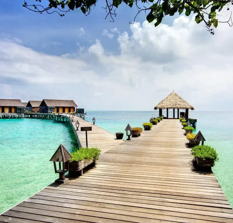 Gangehi Island Resort****
