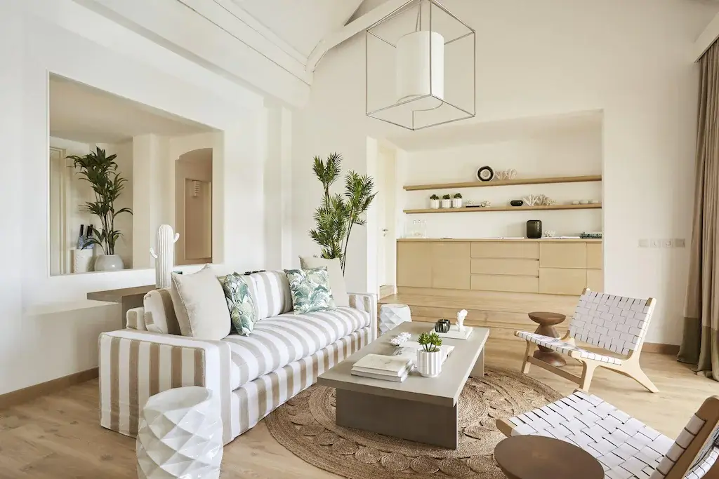 by Kelly Hoppen