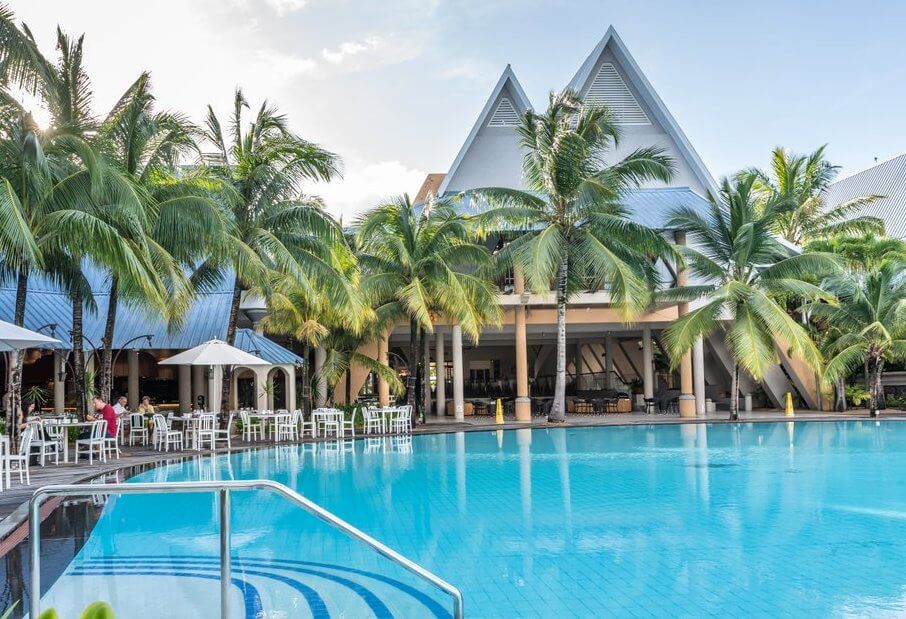 Victoria Beachcomber Resort & Spa ****